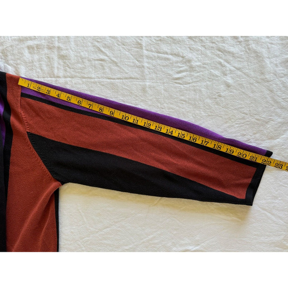 Bob Mackie Wearable Art Sweater African Masks Animals 2X Block Colors V Neck - Picture 7 of 7